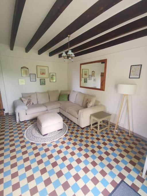 Apartment The Walnut Tree. Saint-Aulaye-Puymangou